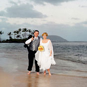 Hawaii Wedding and Hawaiian Wedding