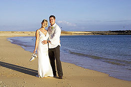 Hawaii Wedding and Hawaiian Wedding