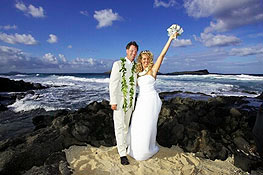 Hawaii Wedding and Hawaiian Wedding